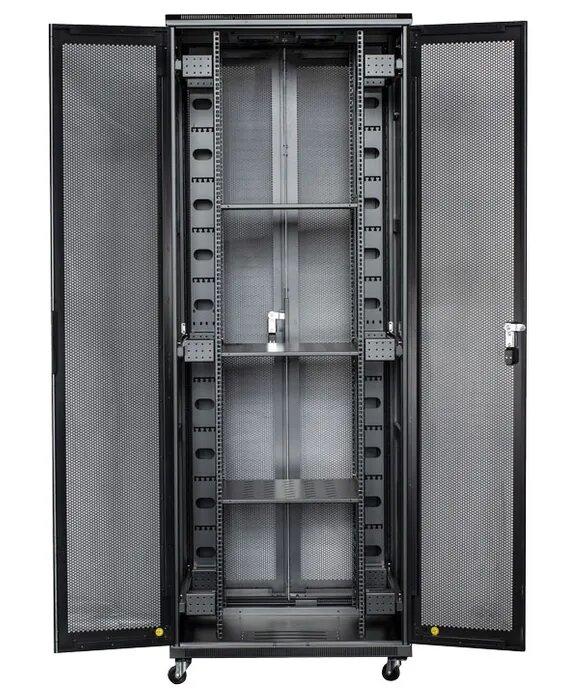 Certech 42RU 800 (W) x 900 (D) Premier Series Server Rack With 3 x Fixed Shelves, 4 x Fans, 1 x 6 Outlet Horizontal PDU, 25 x Cage Nuts, 4 x Castor Wheels & 4 x Levelling Feet