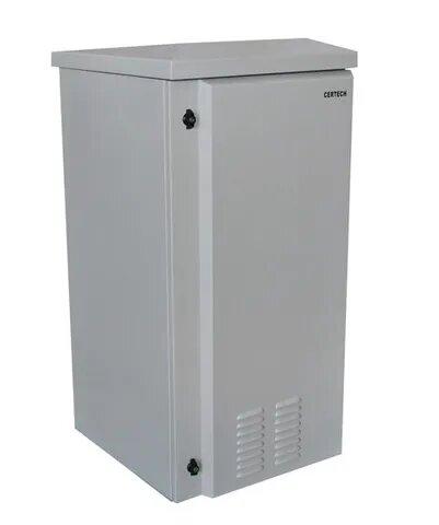 ***EOL*** Certech* 24RU 400mm Deep Outdoor Wall Mounted Rack With Dual Fan Kit, Serviceable Input / Output Filters, Dual Front Locks, IP45 Rated