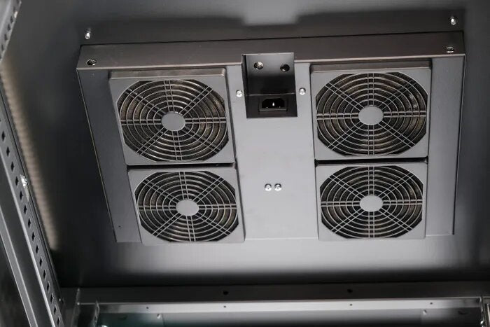 Certech 45RU 800 (W) x 1000 (D) Premier Series Server Rack With 3 x Fixed Shelves, 4 x Fans, 1 x 6 Outlet Horizontal PDU, 25 x Cage Nuts, 4 x Castor Wheels & 4 x Levelling Feet